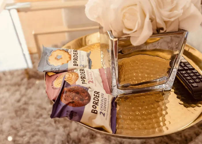 Dock Apt& Free Secure Parking! *