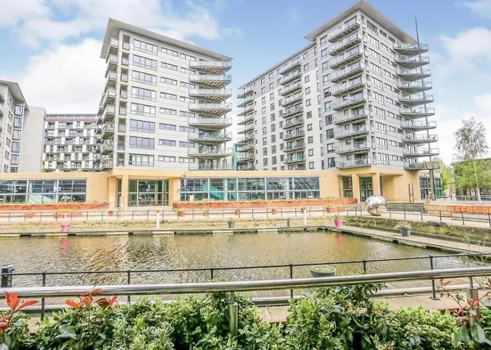 Dock Apt& Free Secure Parking! Apartamento