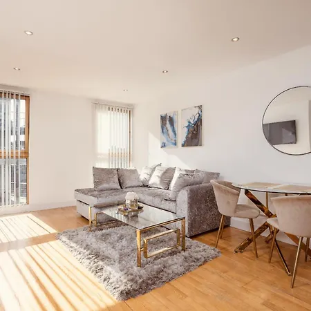 Appartement Dock Apt& Free Secure Parking! *